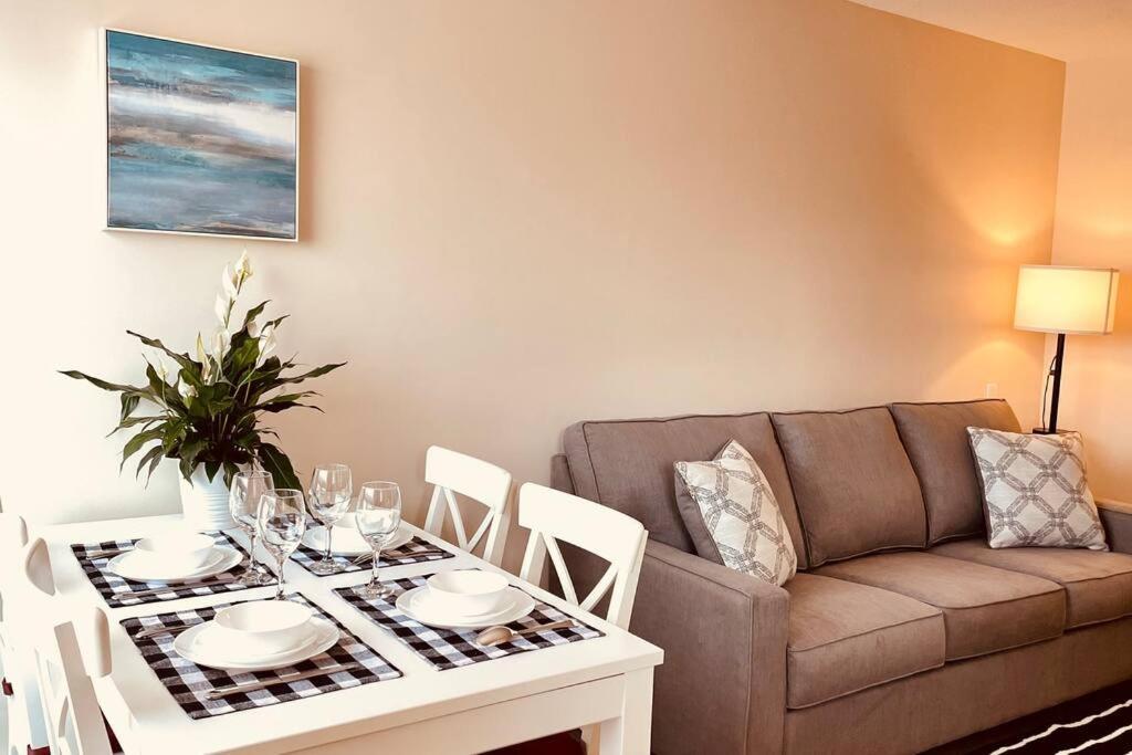 Unit #303 Mountain View 1Br In Canmore Downtown Экстерьер фото