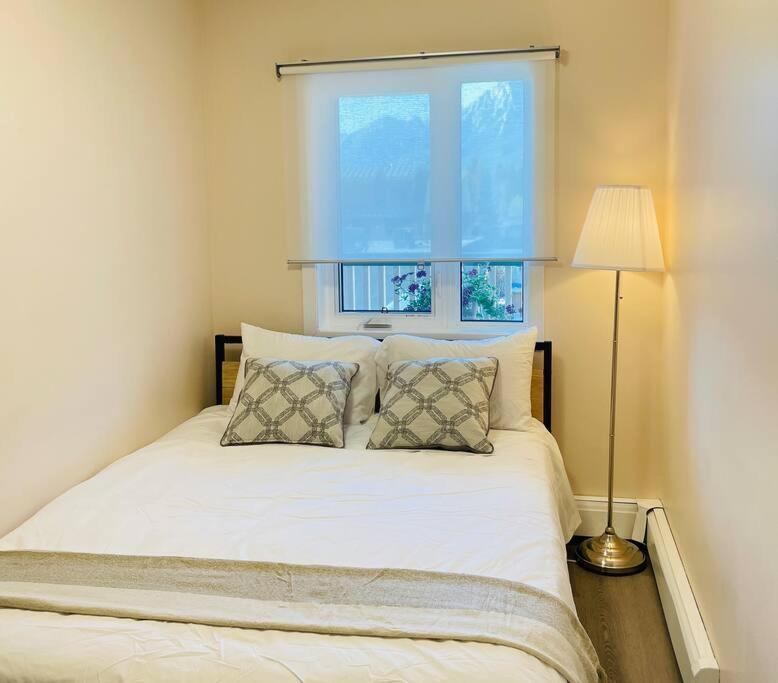 Unit #303 Mountain View 1Br In Canmore Downtown Экстерьер фото
